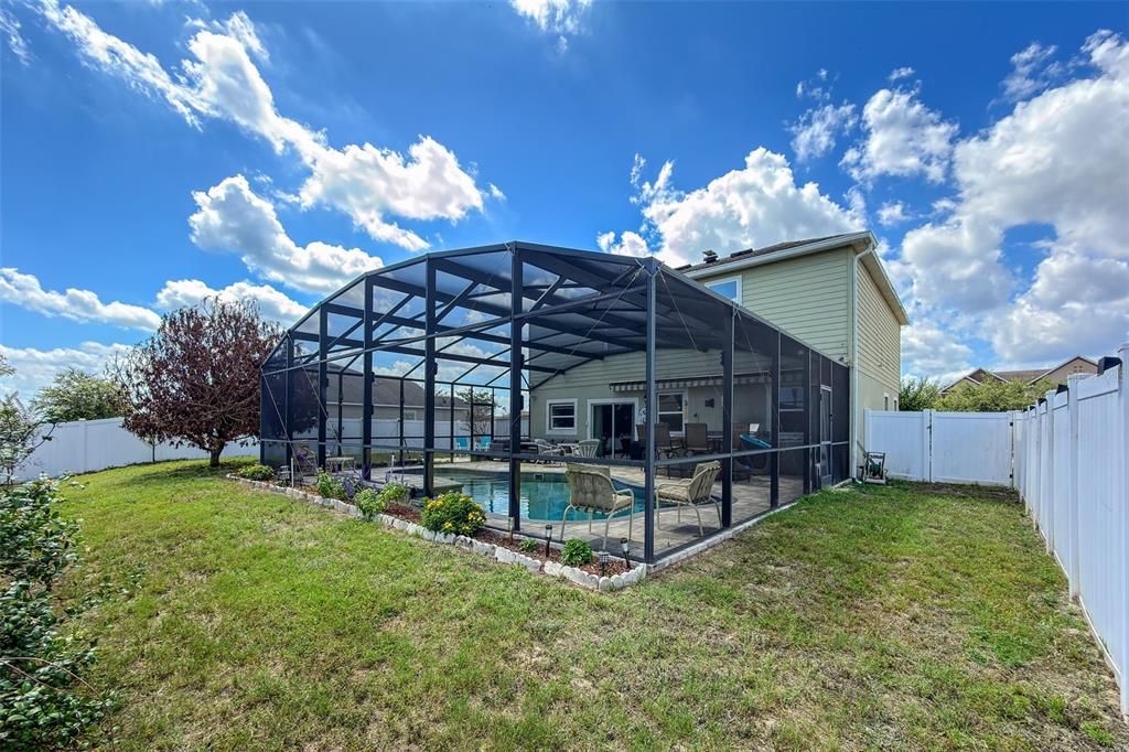 For Sale: $430,000 (3 beds, 2 baths, 2242 Square Feet)