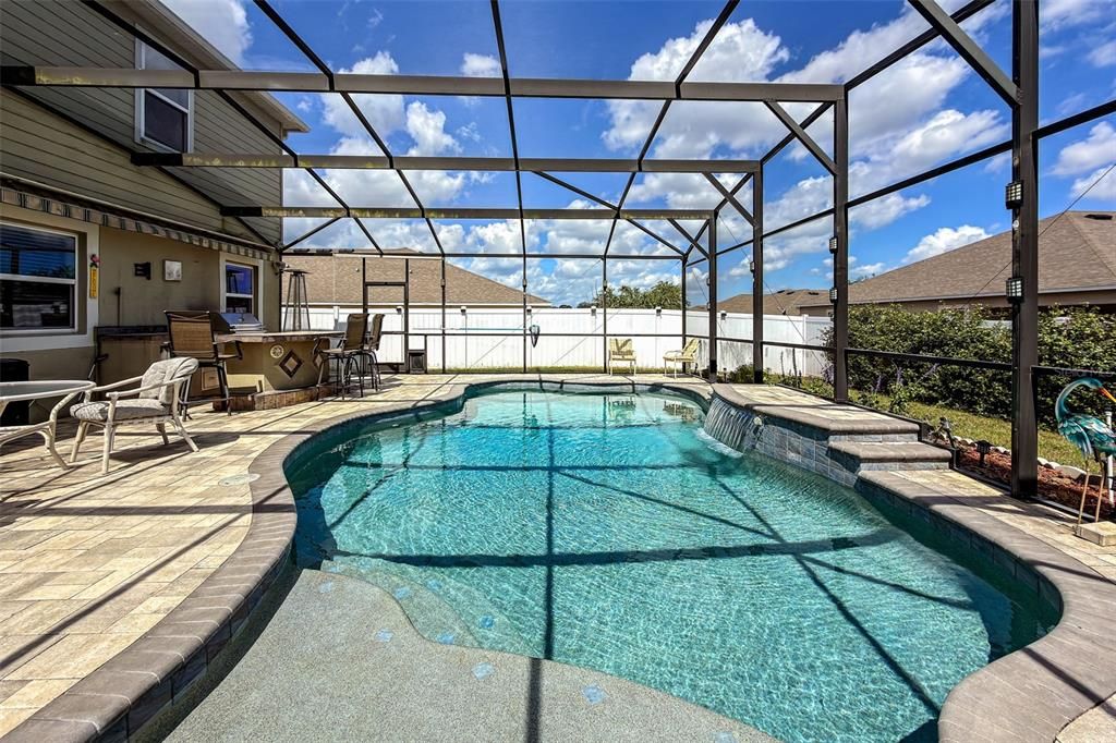 For Sale: $430,000 (3 beds, 2 baths, 2242 Square Feet)