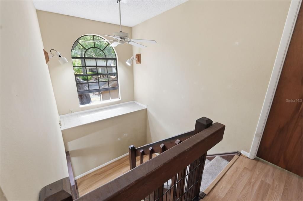 For Sale: $374,900 (4 beds, 2 baths, 1758 Square Feet)