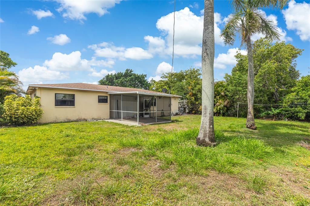 For Sale: $434,900 (3 beds, 2 baths, 1430 Square Feet)
