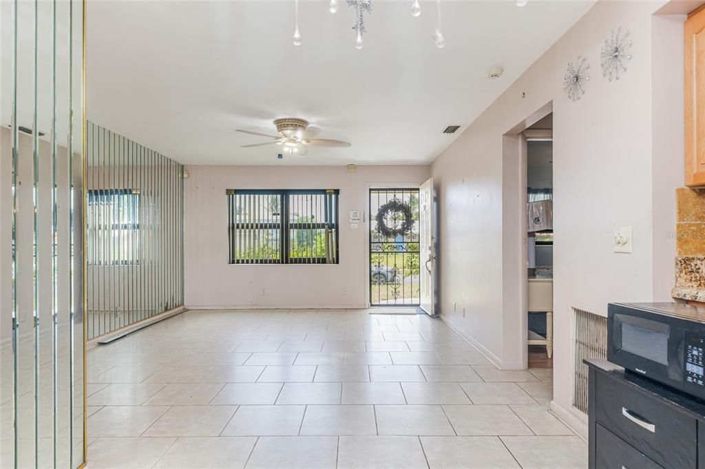 For Sale: $434,900 (3 beds, 2 baths, 1430 Square Feet)