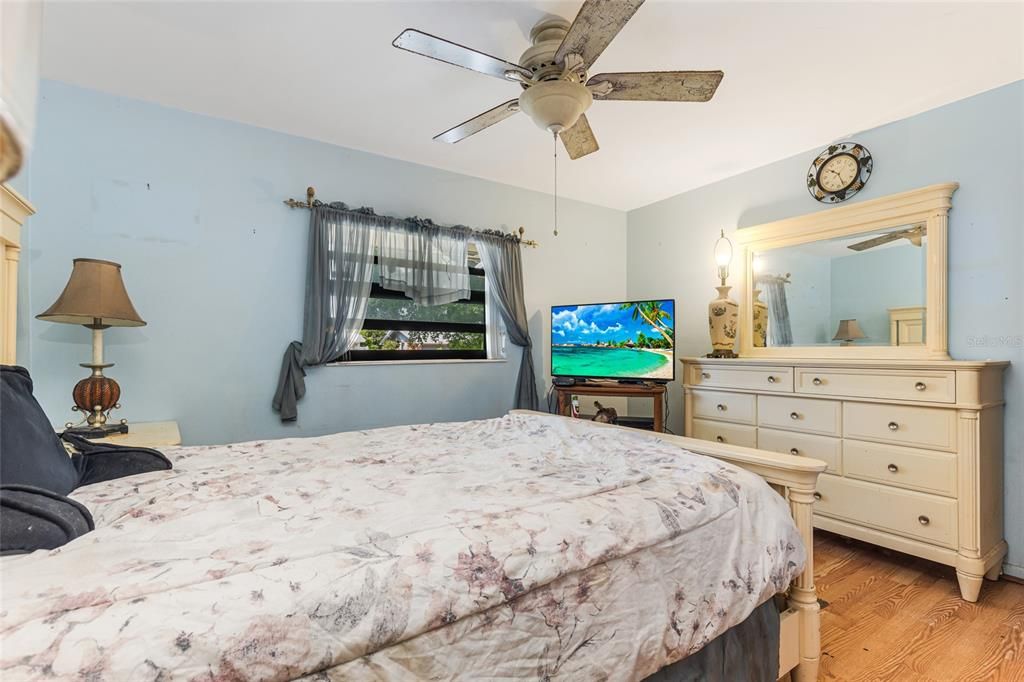 For Sale: $434,900 (3 beds, 2 baths, 1430 Square Feet)