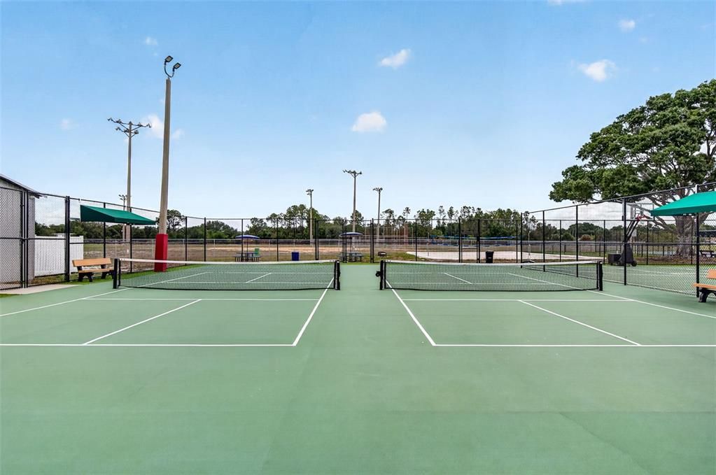 Active With Contract: $375,000 (3 beds, 2 baths, 1983 Square Feet)