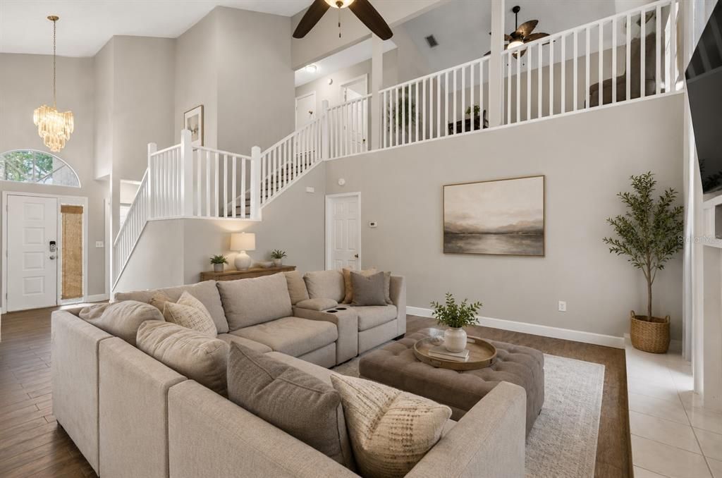 Active With Contract: $375,000 (3 beds, 2 baths, 1983 Square Feet)