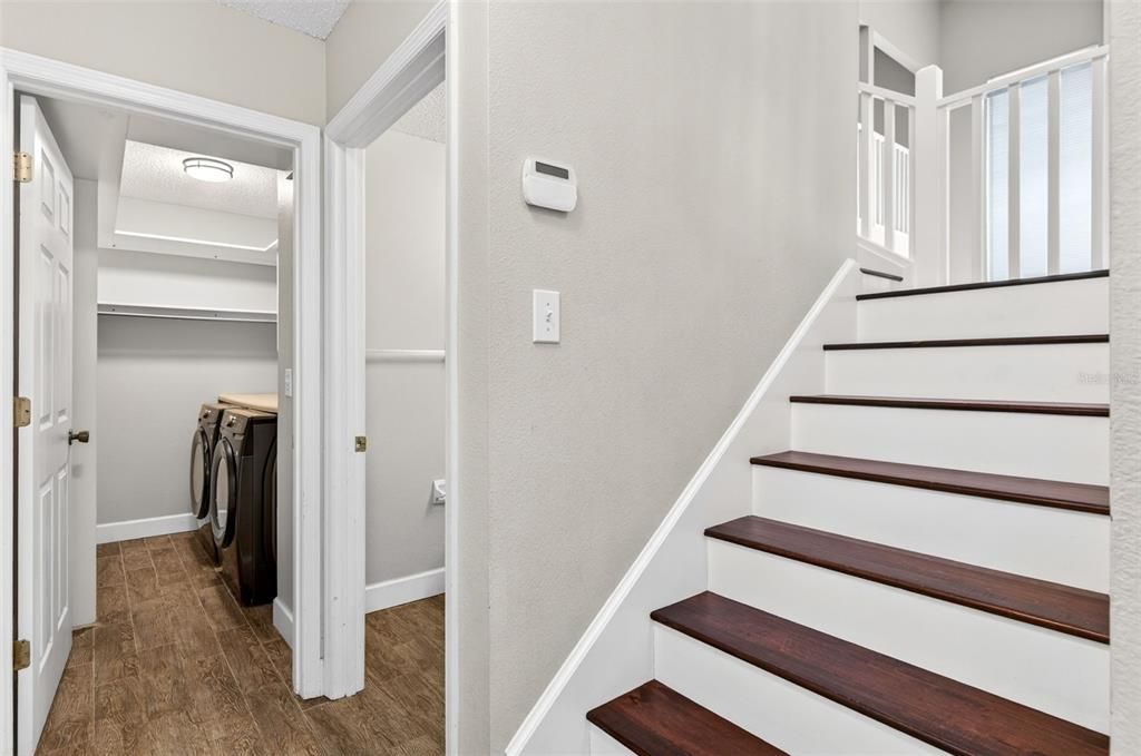 Active With Contract: $375,000 (3 beds, 2 baths, 1983 Square Feet)