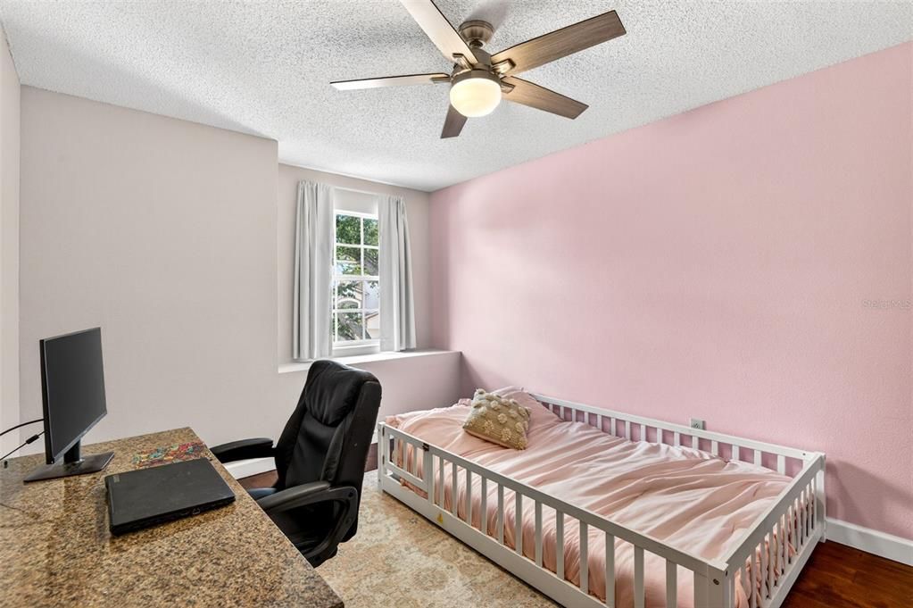 Active With Contract: $375,000 (3 beds, 2 baths, 1983 Square Feet)