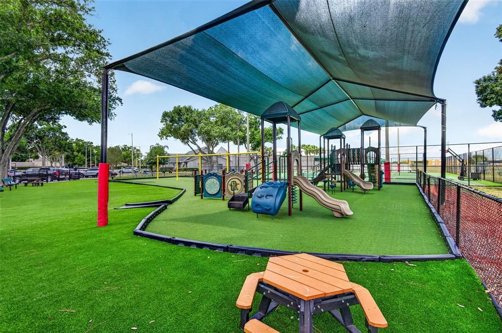 Active With Contract: $375,000 (3 beds, 2 baths, 1983 Square Feet)