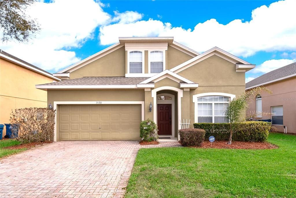 For Sale: $450,000 (5 beds, 4 baths, 2853 Square Feet)