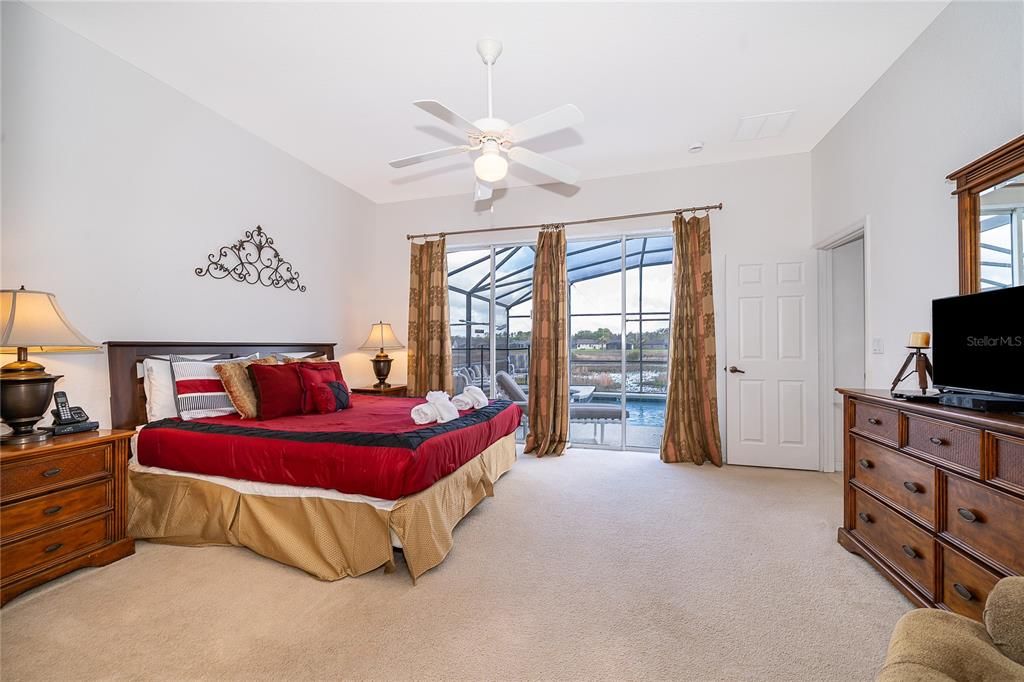 For Sale: $450,000 (5 beds, 4 baths, 2853 Square Feet)