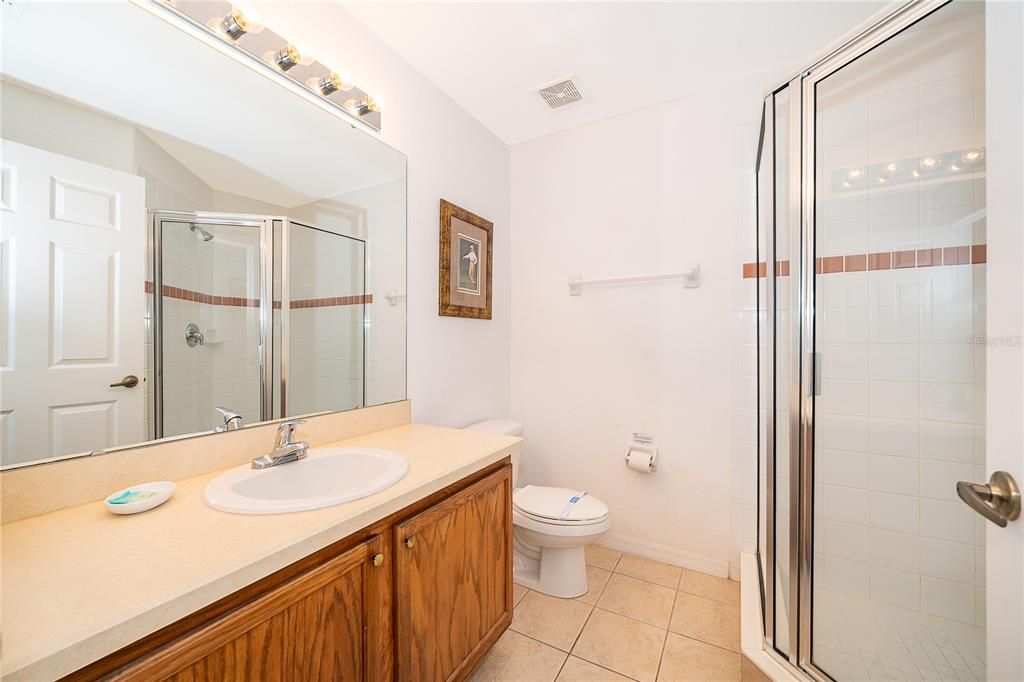 For Sale: $450,000 (5 beds, 4 baths, 2853 Square Feet)