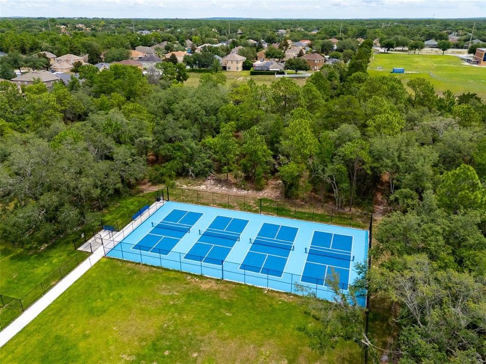 En Venta: $375,000 (3 camas, 2 baños, 2694 Pies cuadrados)