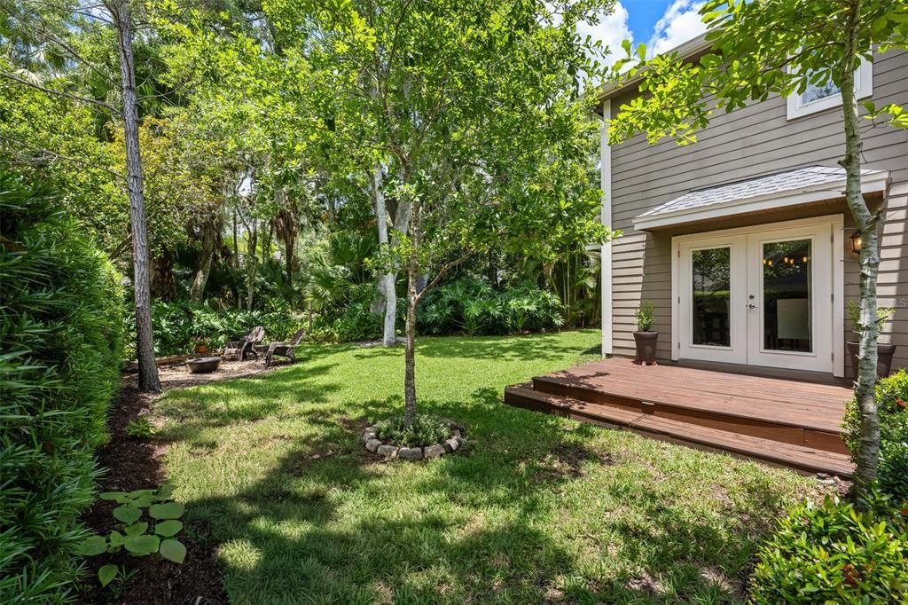 For Sale: $739,900 (5 beds, 3 baths, 2618 Square Feet)