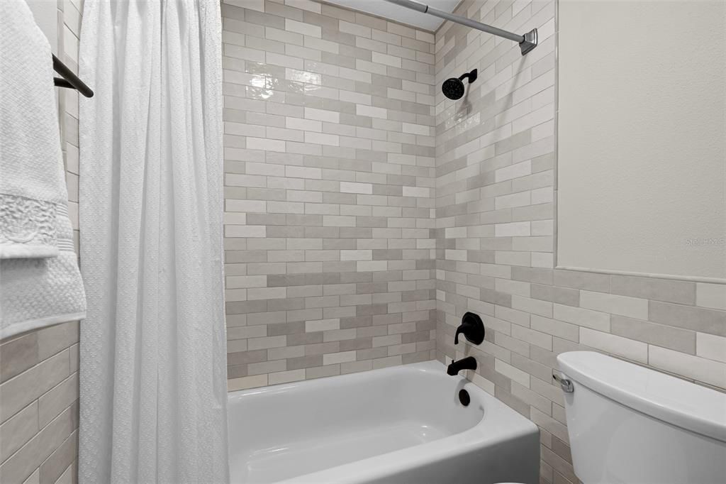 For Sale: $739,900 (5 beds, 3 baths, 2618 Square Feet)