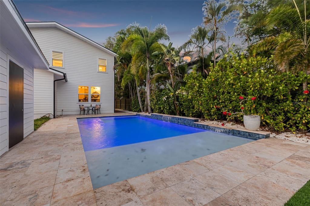 For Sale: $1,790,000 (3 beds, 2 baths, 2708 Square Feet)