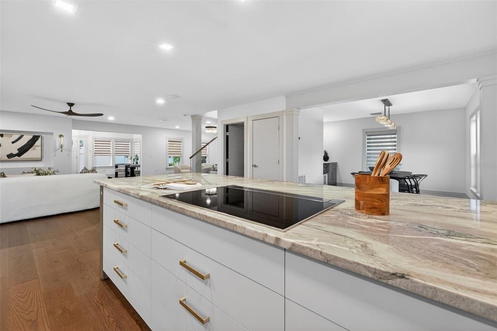 For Sale: $1,790,000 (3 beds, 2 baths, 2708 Square Feet)