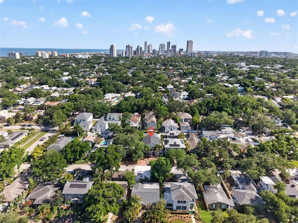 For Sale: $1,790,000 (3 beds, 2 baths, 2708 Square Feet)