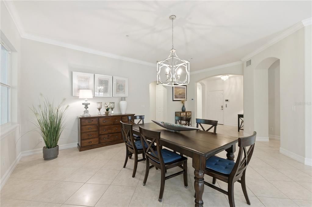 For Sale: $1,425,000 (3 beds, 2 baths, 2420 Square Feet)