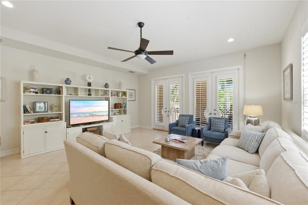 For Sale: $1,425,000 (3 beds, 2 baths, 2420 Square Feet)
