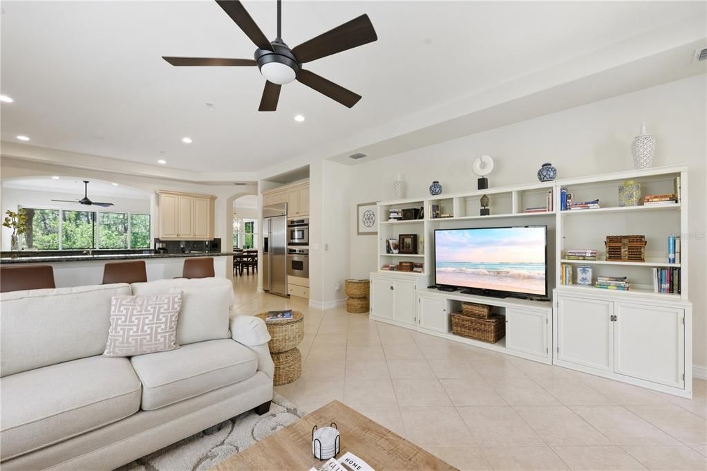For Sale: $1,425,000 (3 beds, 2 baths, 2420 Square Feet)