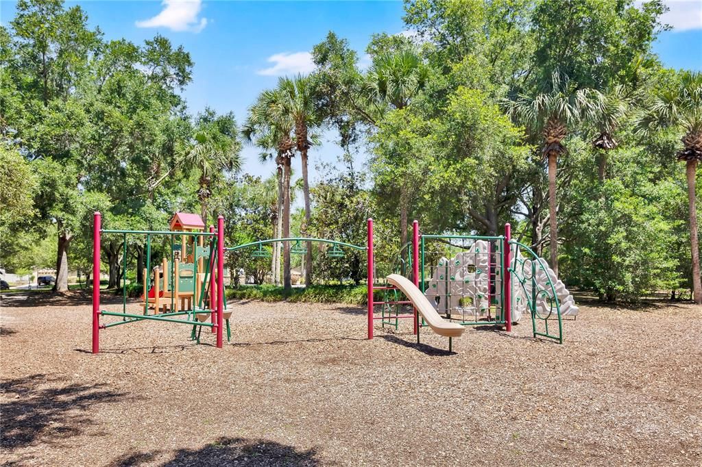 En Venta: $625,000 (4 camas, 3 baños, 3544 Pies cuadrados)