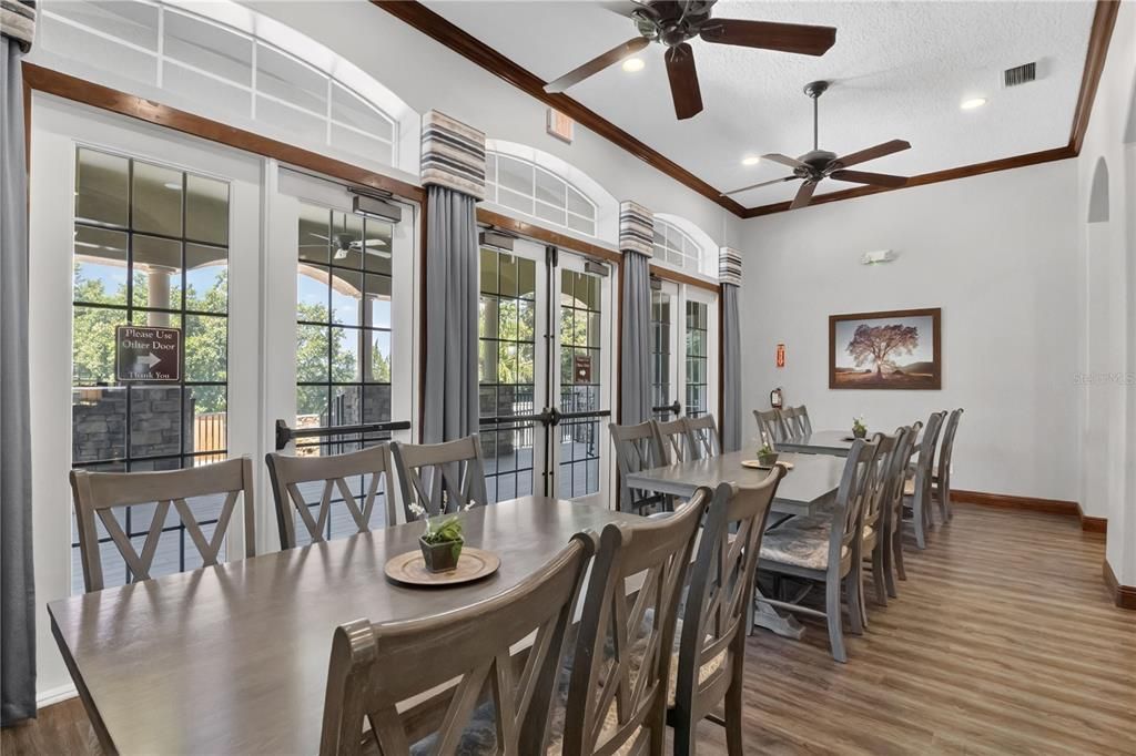 En Venta: $625,000 (4 camas, 3 baños, 3544 Pies cuadrados)