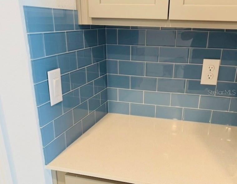 For Rent: $1,950 (4 beds, 2 baths, 1817 Square Feet)