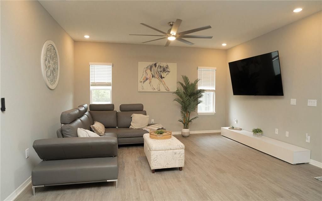For Rent: $3,150 (4 beds, 3 baths, 2486 Square Feet)