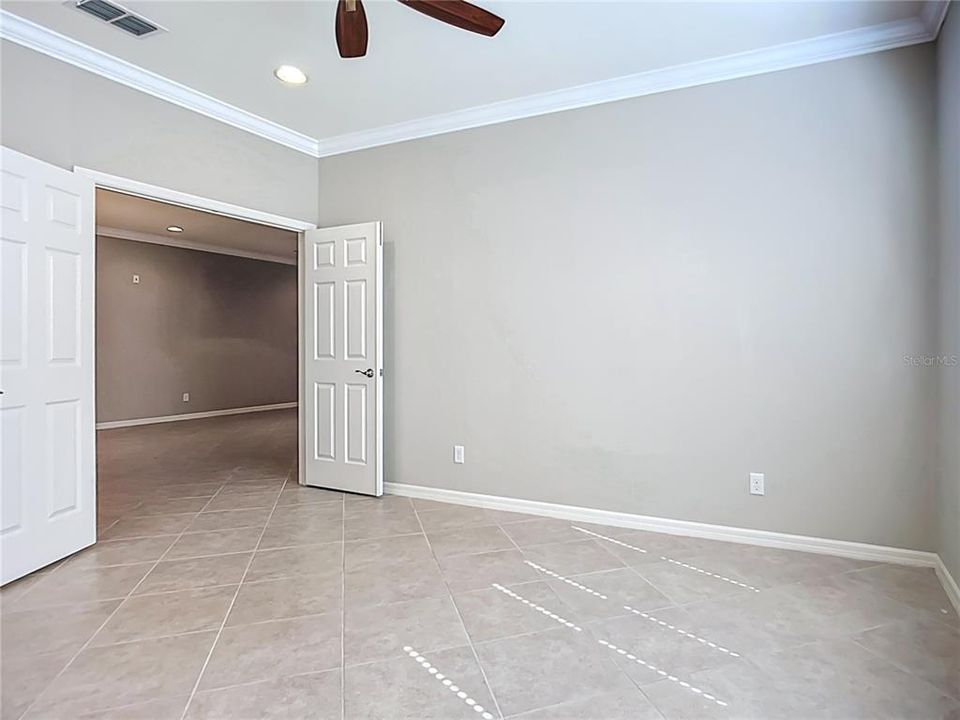 Active With Contract: $2,400 (2 beds, 2 baths, 1747 Square Feet)