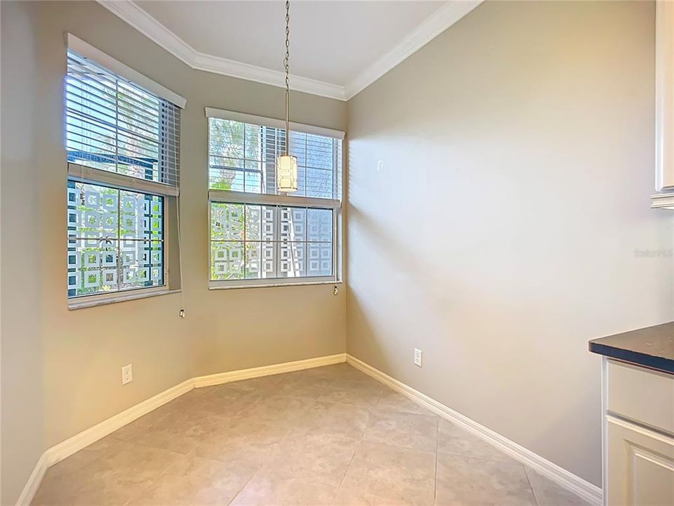 Active With Contract: $2,400 (2 beds, 2 baths, 1747 Square Feet)