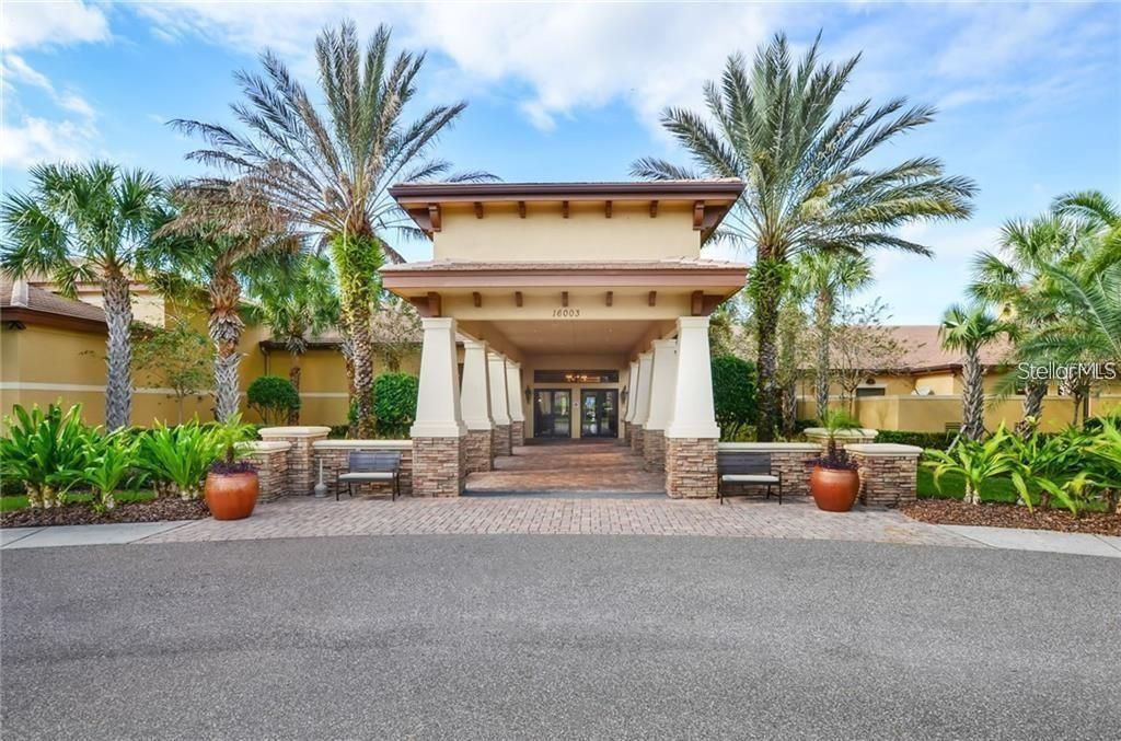 Active With Contract: $2,400 (2 beds, 2 baths, 1747 Square Feet)