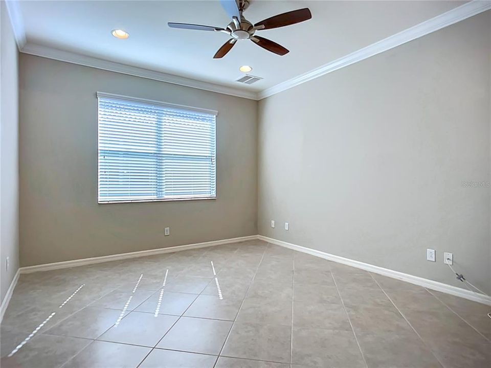 Active With Contract: $2,400 (2 beds, 2 baths, 1747 Square Feet)
