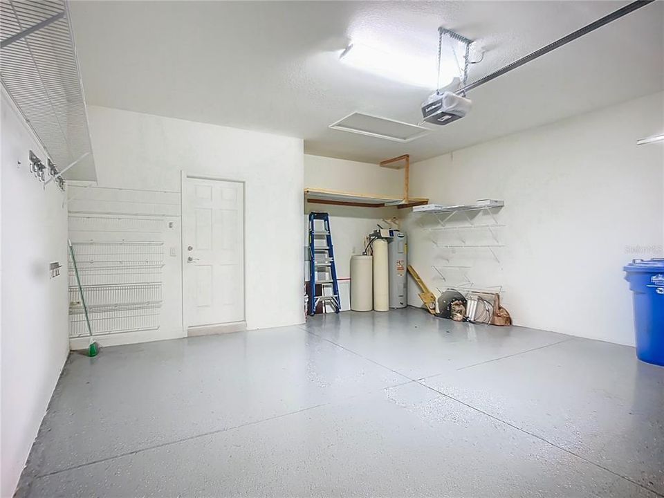 Active With Contract: $2,400 (2 beds, 2 baths, 1747 Square Feet)