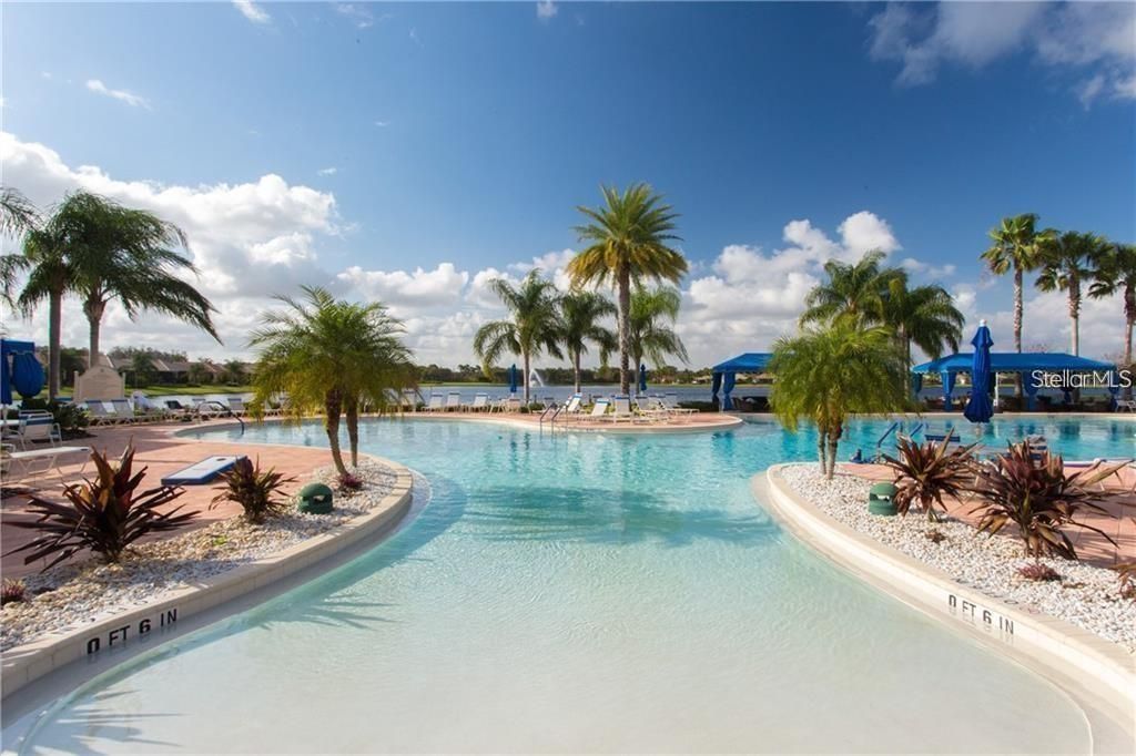 Active With Contract: $2,400 (2 beds, 2 baths, 1747 Square Feet)