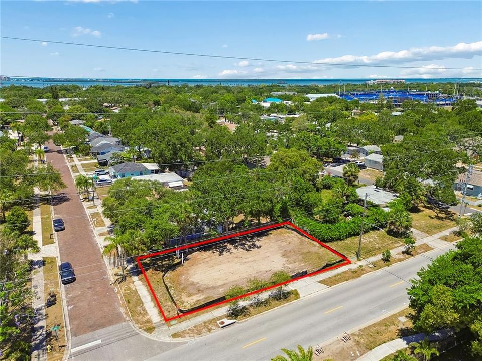 For Sale: $299,999 (0.13 acres)