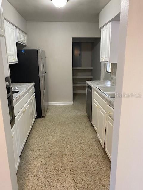 For Sale: $220,000 (3 beds, 1 baths, 1128 Square Feet)