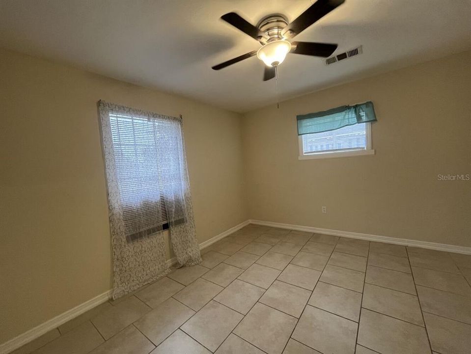 For Sale: $324,999 (2 beds, 0 baths, 1075 Square Feet)
