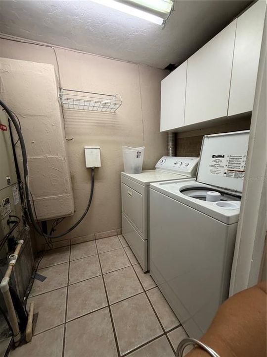 En Venta: $249,000 (2 camas, 2 baños, 1956 Pies cuadrados)