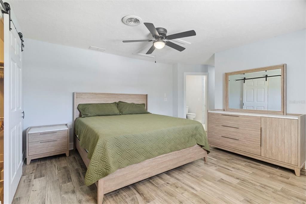 Activo con contrato: $269,000 (3 camas, 2 baños, 1480 Pies cuadrados)