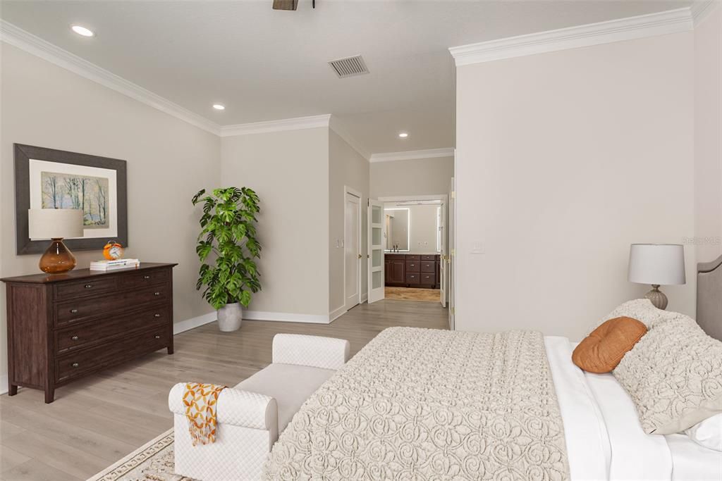 For Sale: $1,499,900 (5 beds, 6 baths, 5328 Square Feet)