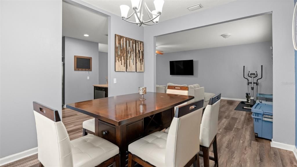 For Sale: $339,999 (4 beds, 2 baths, 2198 Square Feet)