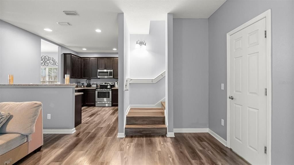 For Sale: $339,999 (4 beds, 2 baths, 2198 Square Feet)