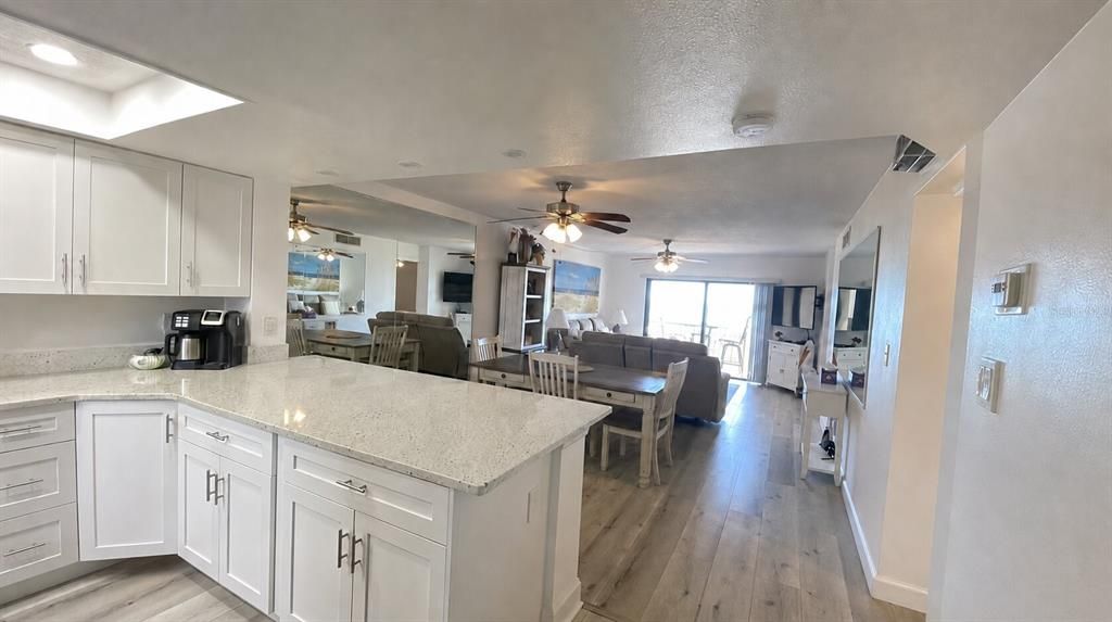 For Sale: $650,000 (2 beds, 2 baths, 1145 Square Feet)