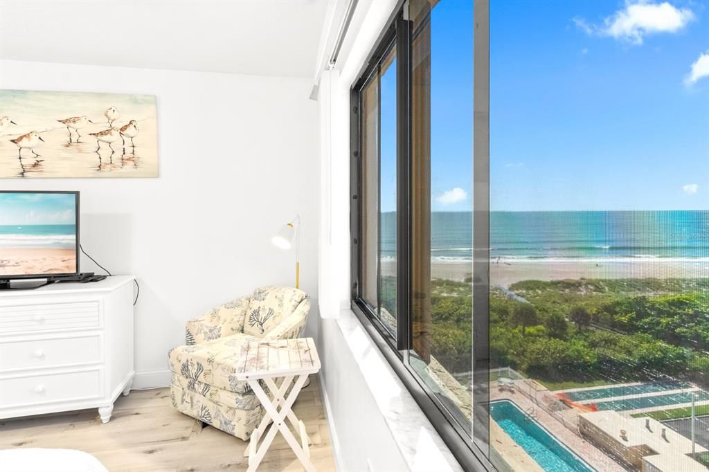 For Sale: $650,000 (2 beds, 2 baths, 1145 Square Feet)