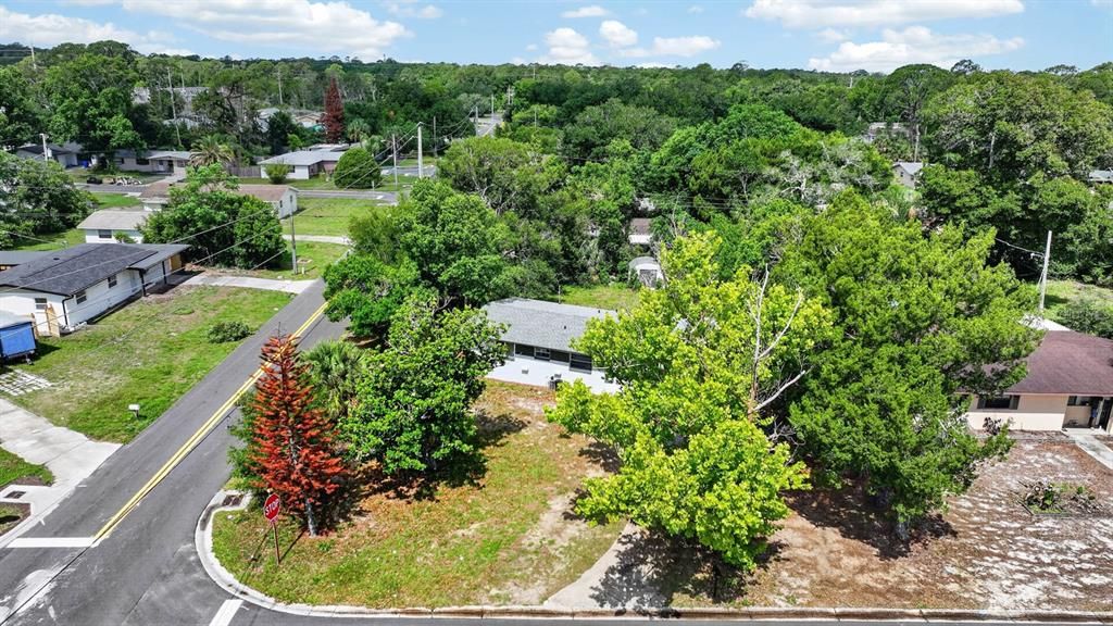 For Sale: $219,000 (3 beds, 1 baths, 924 Square Feet)