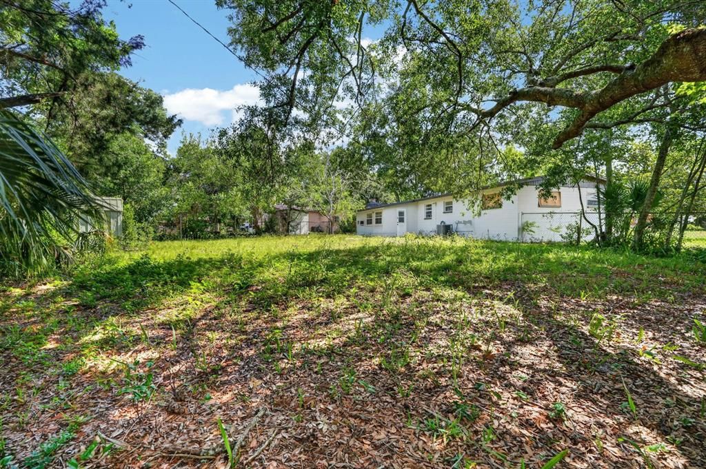 For Sale: $219,000 (3 beds, 1 baths, 924 Square Feet)