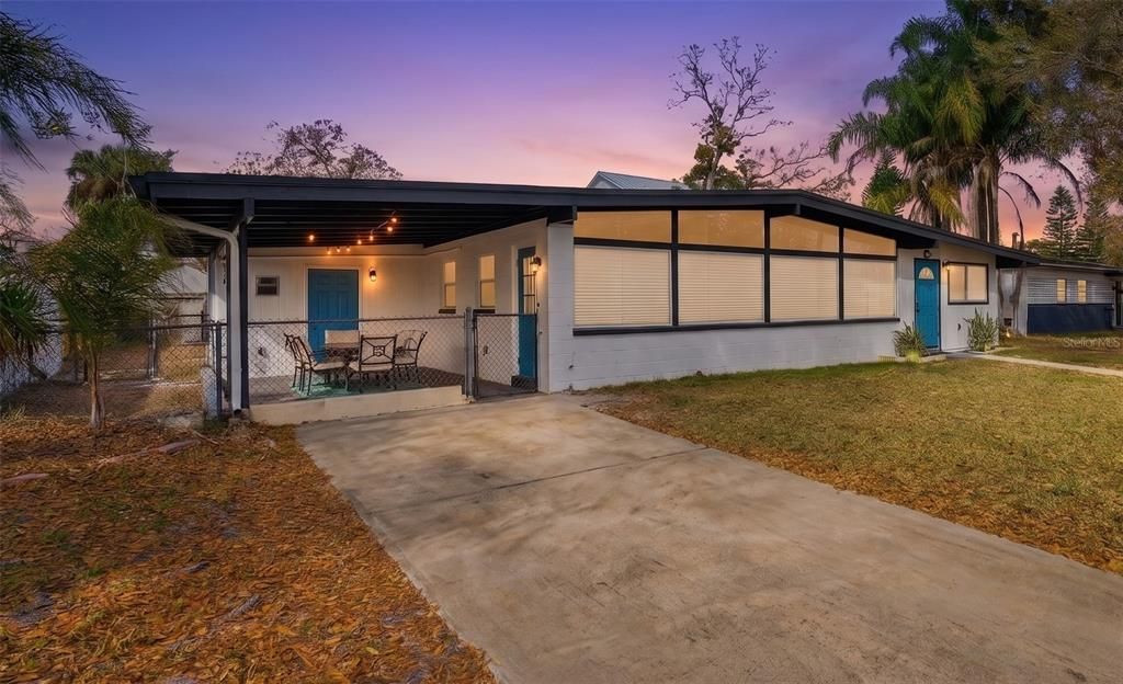 For Sale: $329,000 (3 beds, 2 baths, 1344 Square Feet)