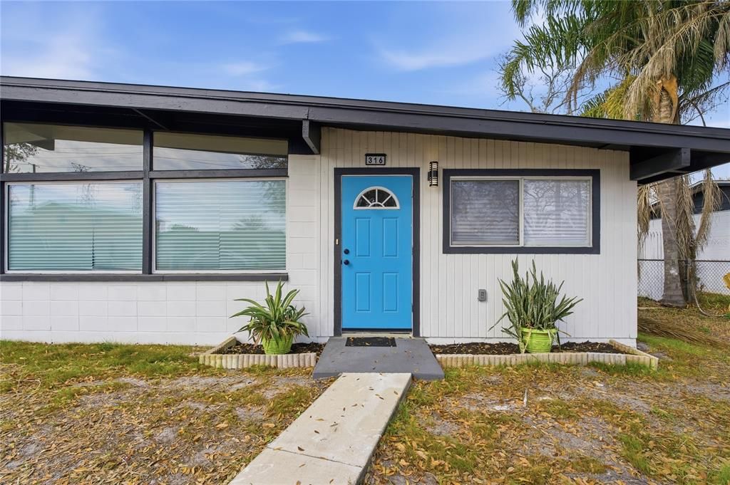 For Sale: $329,000 (3 beds, 2 baths, 1344 Square Feet)