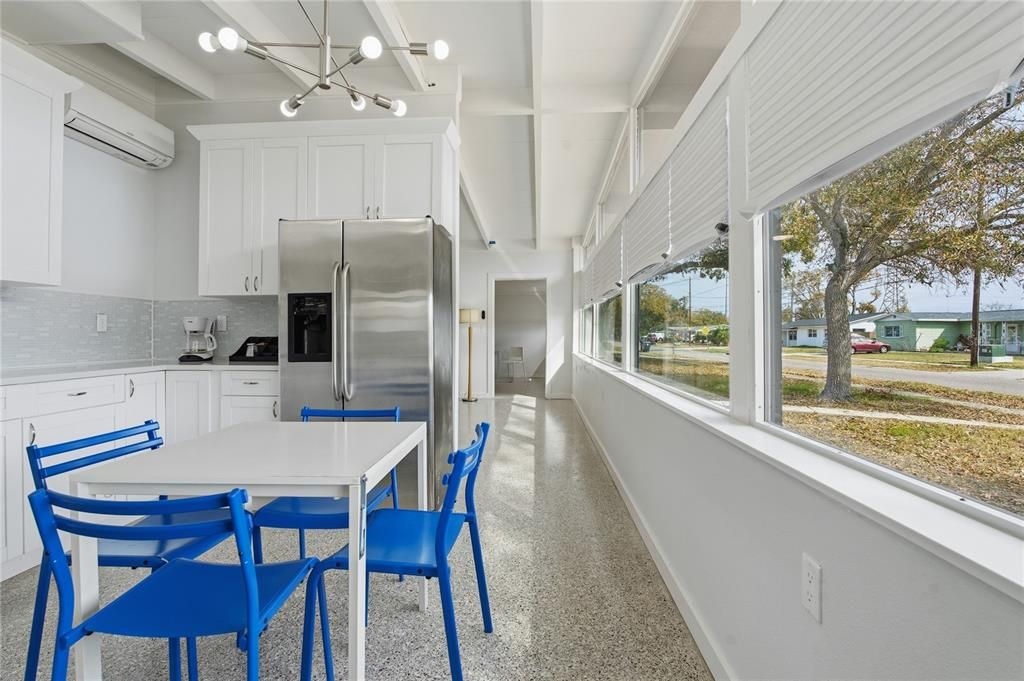 For Sale: $329,000 (3 beds, 2 baths, 1344 Square Feet)