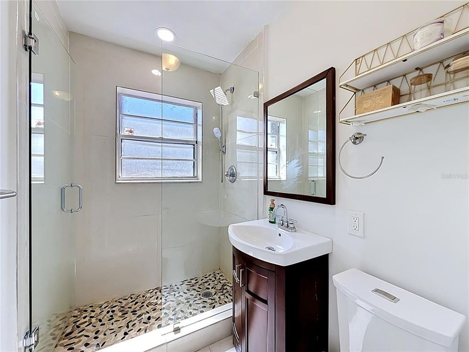 For Sale: $999,000 (4 beds, 2 baths, 2126 Square Feet)