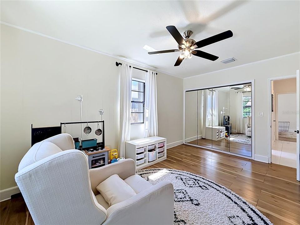 For Sale: $999,000 (4 beds, 2 baths, 2126 Square Feet)